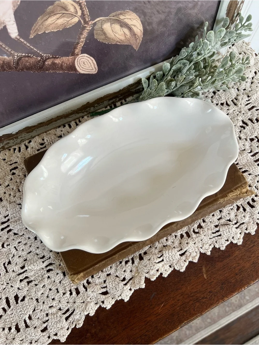 Vintage Pfaltzgraff Stoneware White Scalloped Relish/Candy Dish